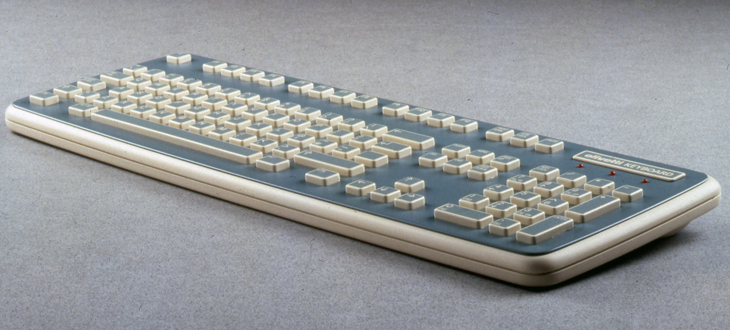 Olivetti Windows用キーボード 1990 1980 Sowden Keyboard Olivetti — George Sowden